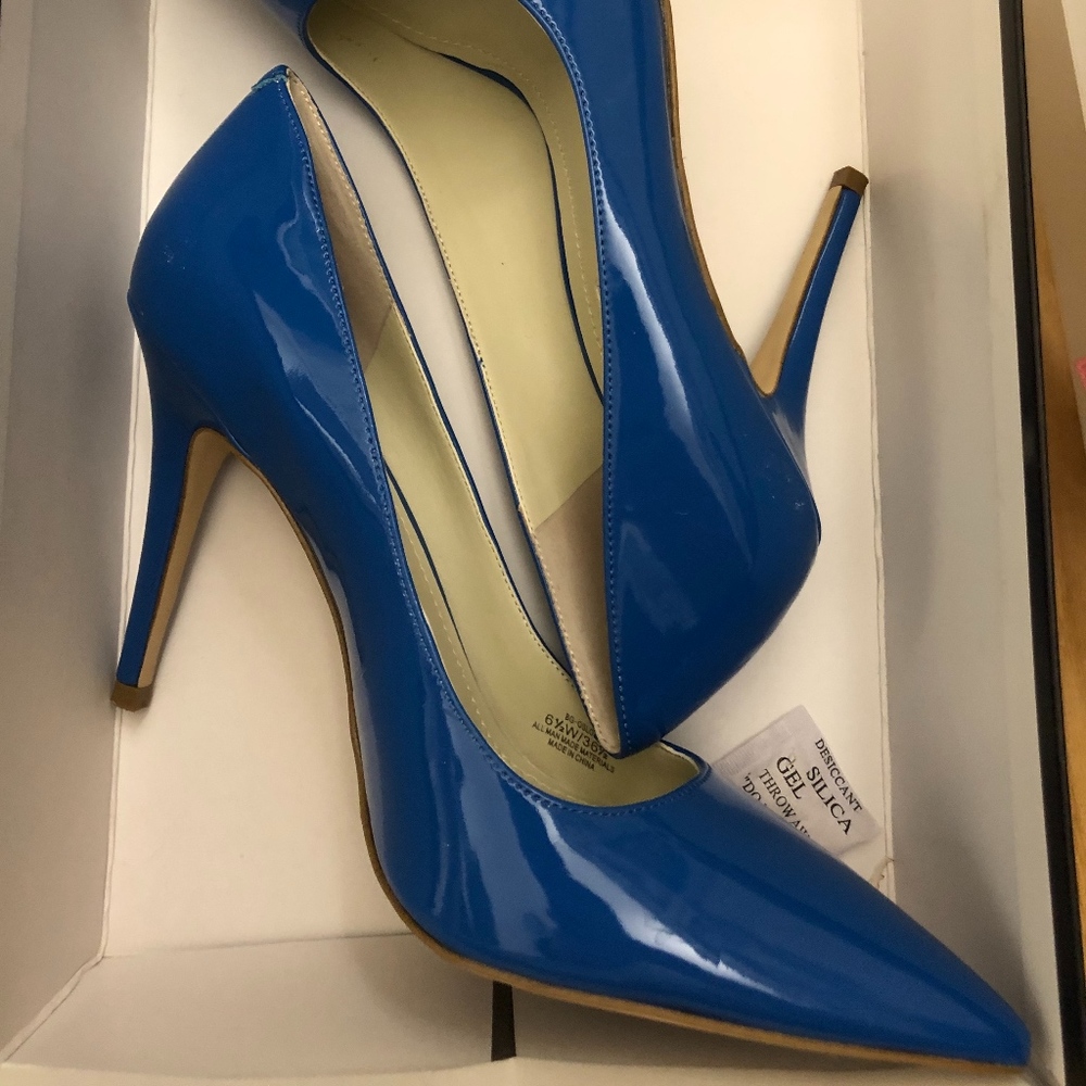 Oslo Blue Patent Pump